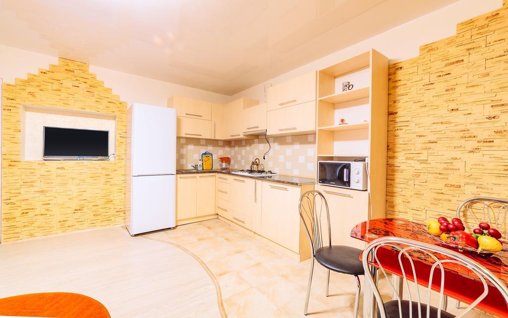 Appartement Studio On Rishelyevskaya à Odessa Extérieur photo
